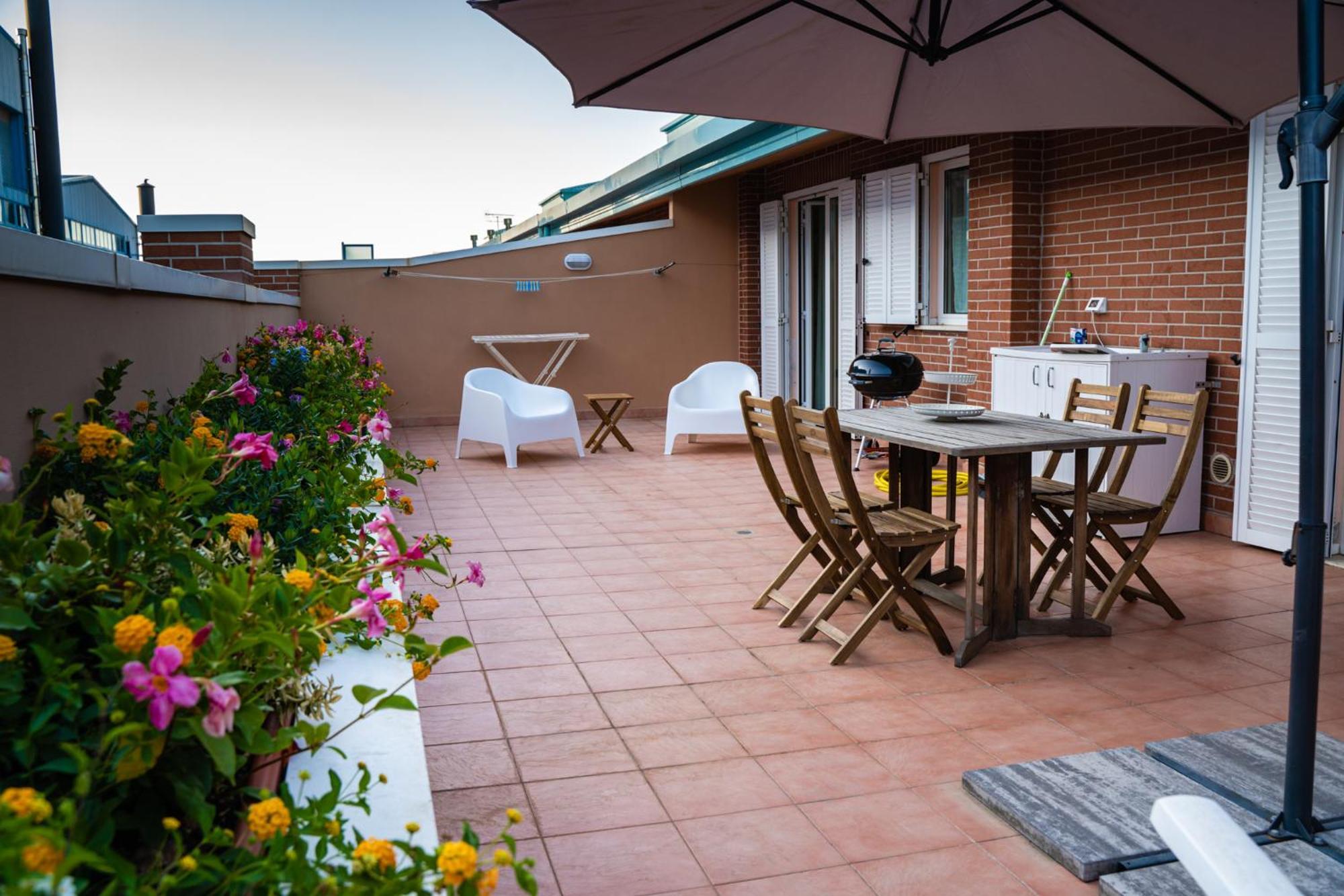 Tra Mare E Centro Citta! Apartment ลีวอร์โน ภายนอก รูปภาพ
